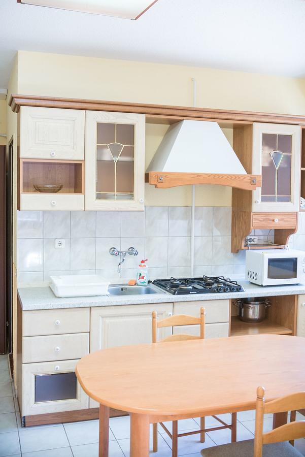 M7 - 129 Km Apartmanhaz Appartement Balatonszárszó Buitenkant foto