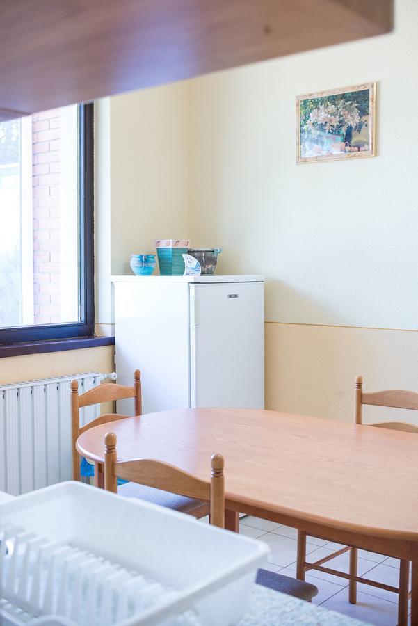 M7 - 129 Km Apartmanhaz Appartement Balatonszárszó Kamer foto